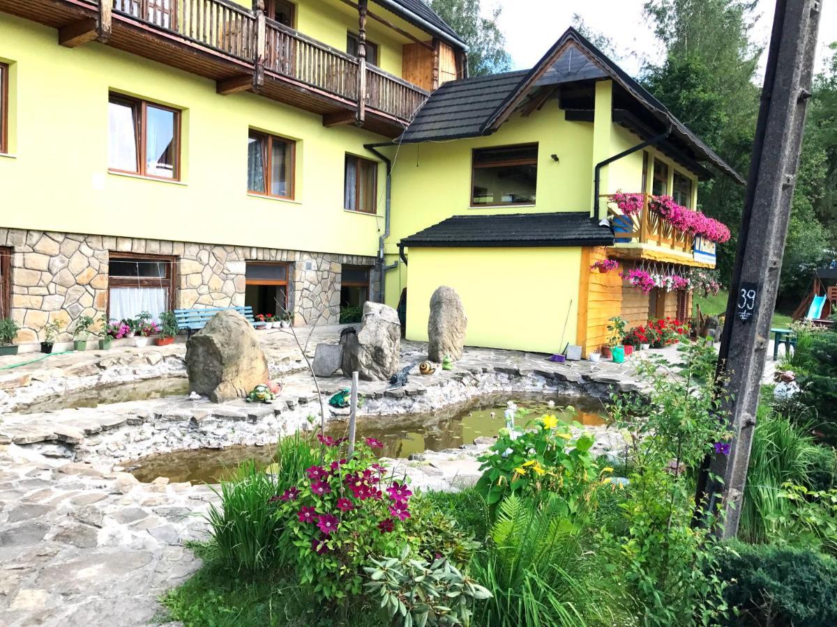 Ukazika Hotell Orawka Exteriör bild