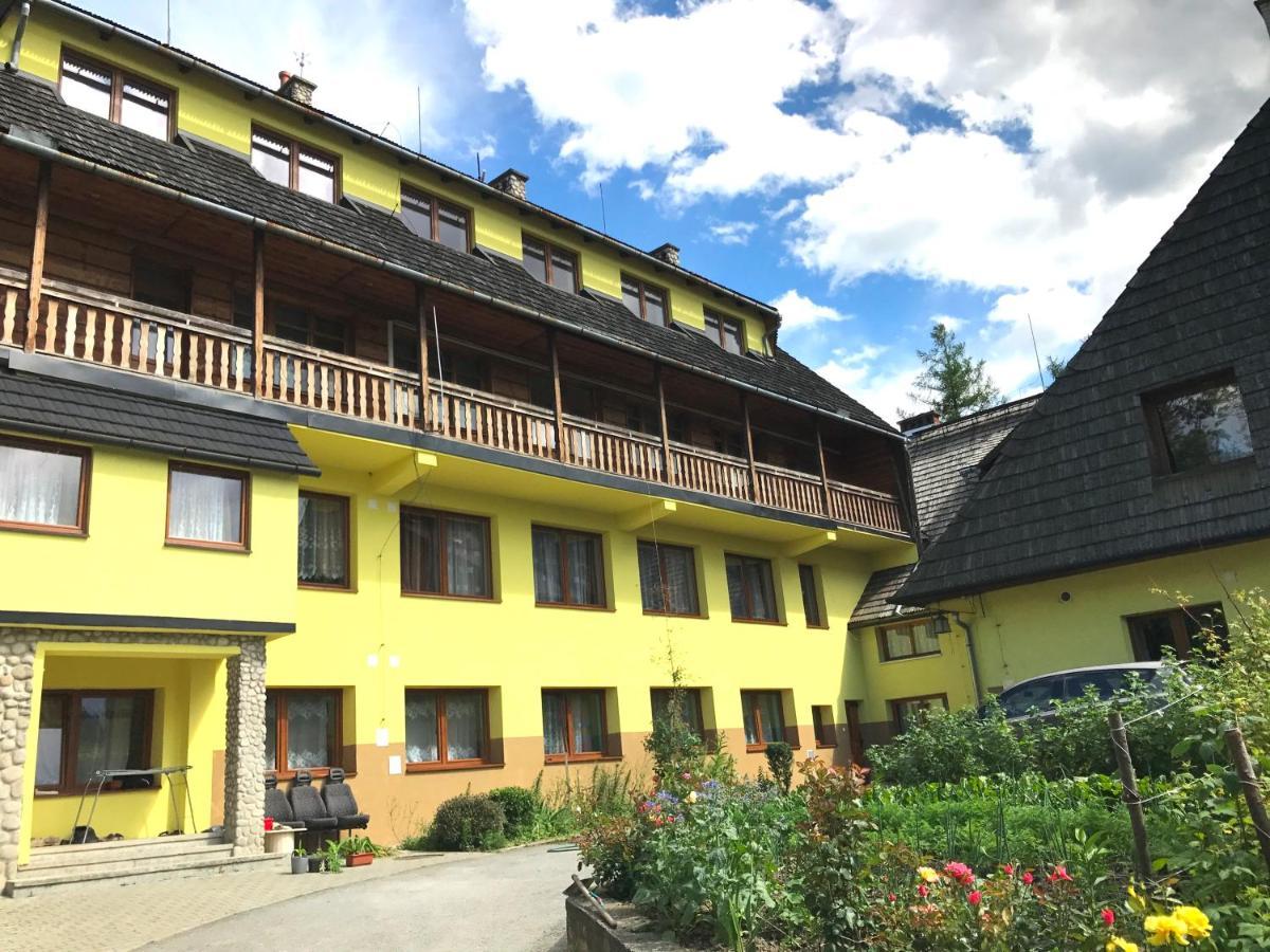 Ukazika Hotell Orawka Exteriör bild