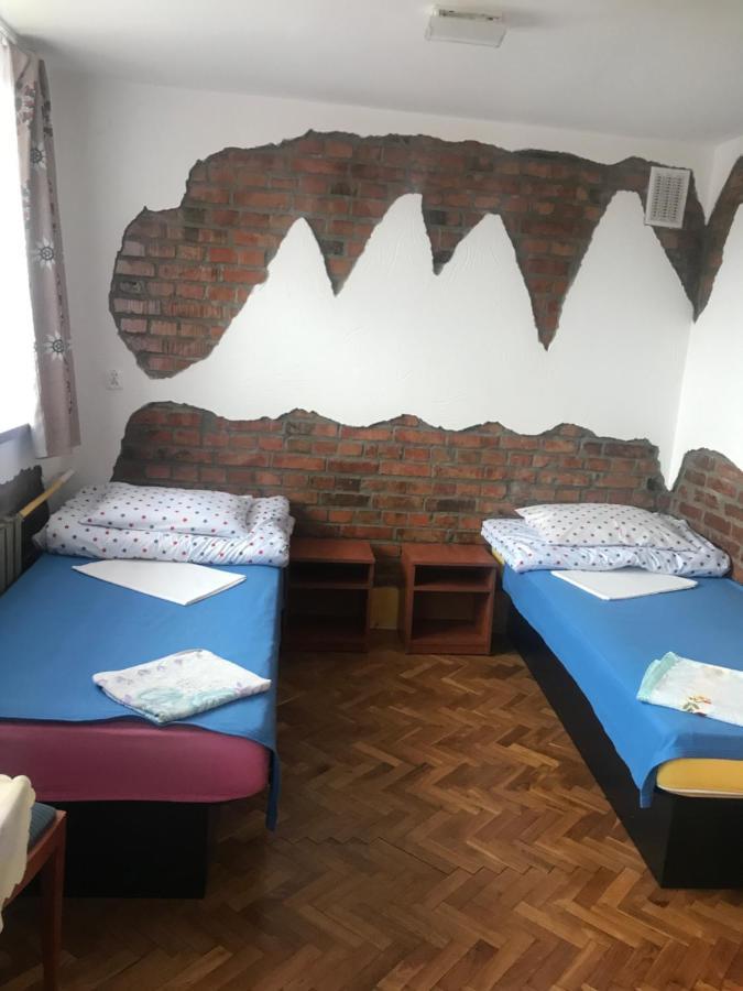 Ukazika Hotell Orawka Exteriör bild